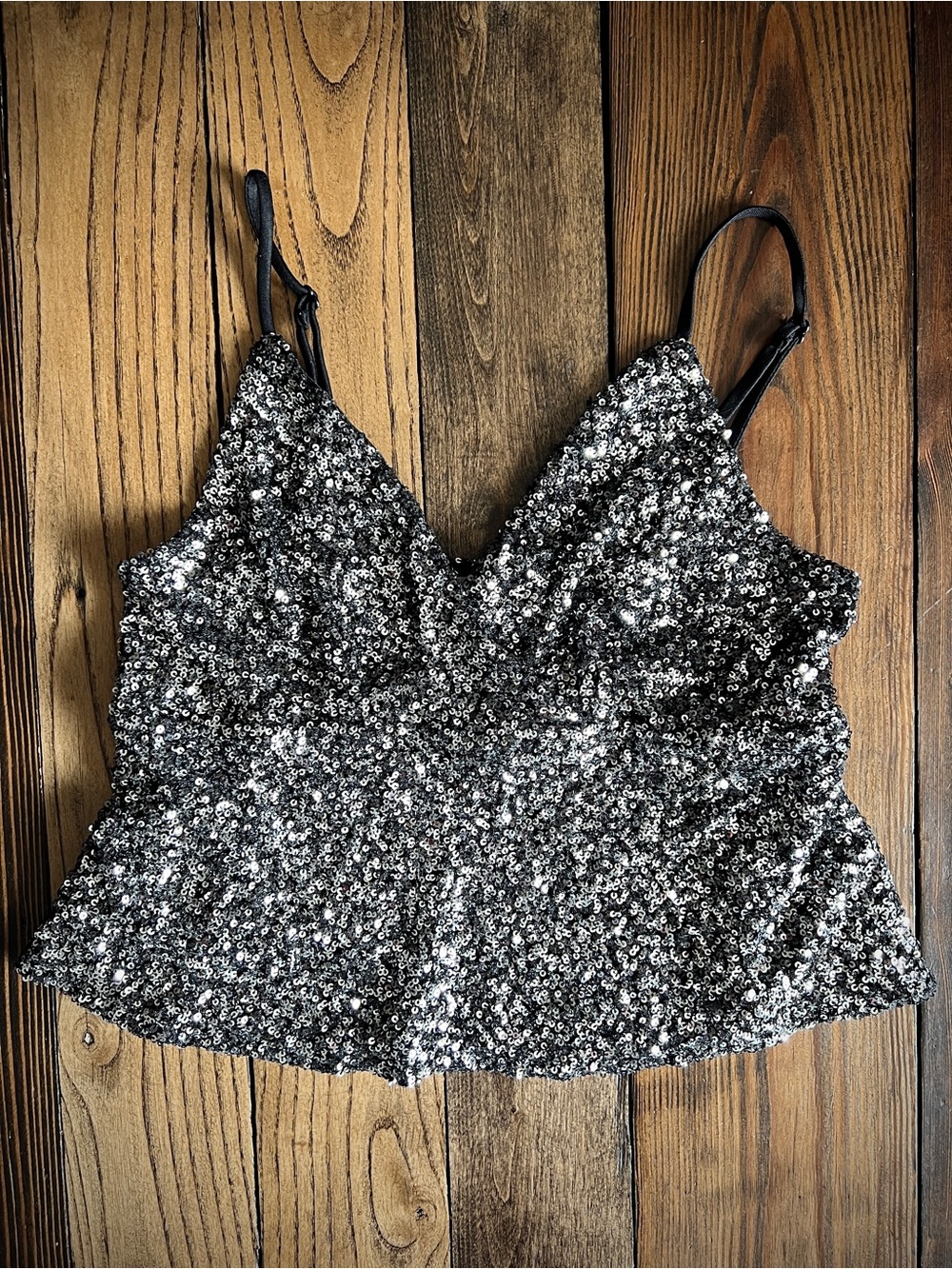 MONTEAU Los Angeles • sequined silver babydoll crop cami top festival party glam - Picture 4 of 14